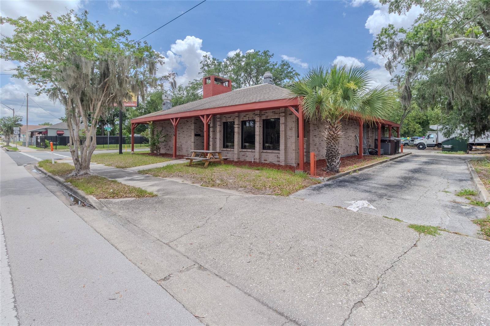 NORTH LAKELAND - Commercial Sale