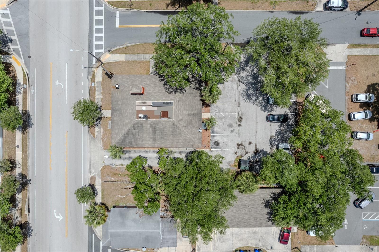 NORTH LAKELAND - Commercial Sale