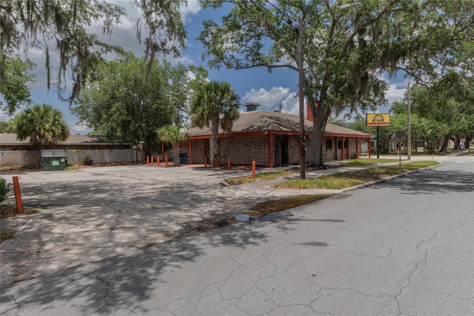 NORTH LAKELAND - Commercial Sale