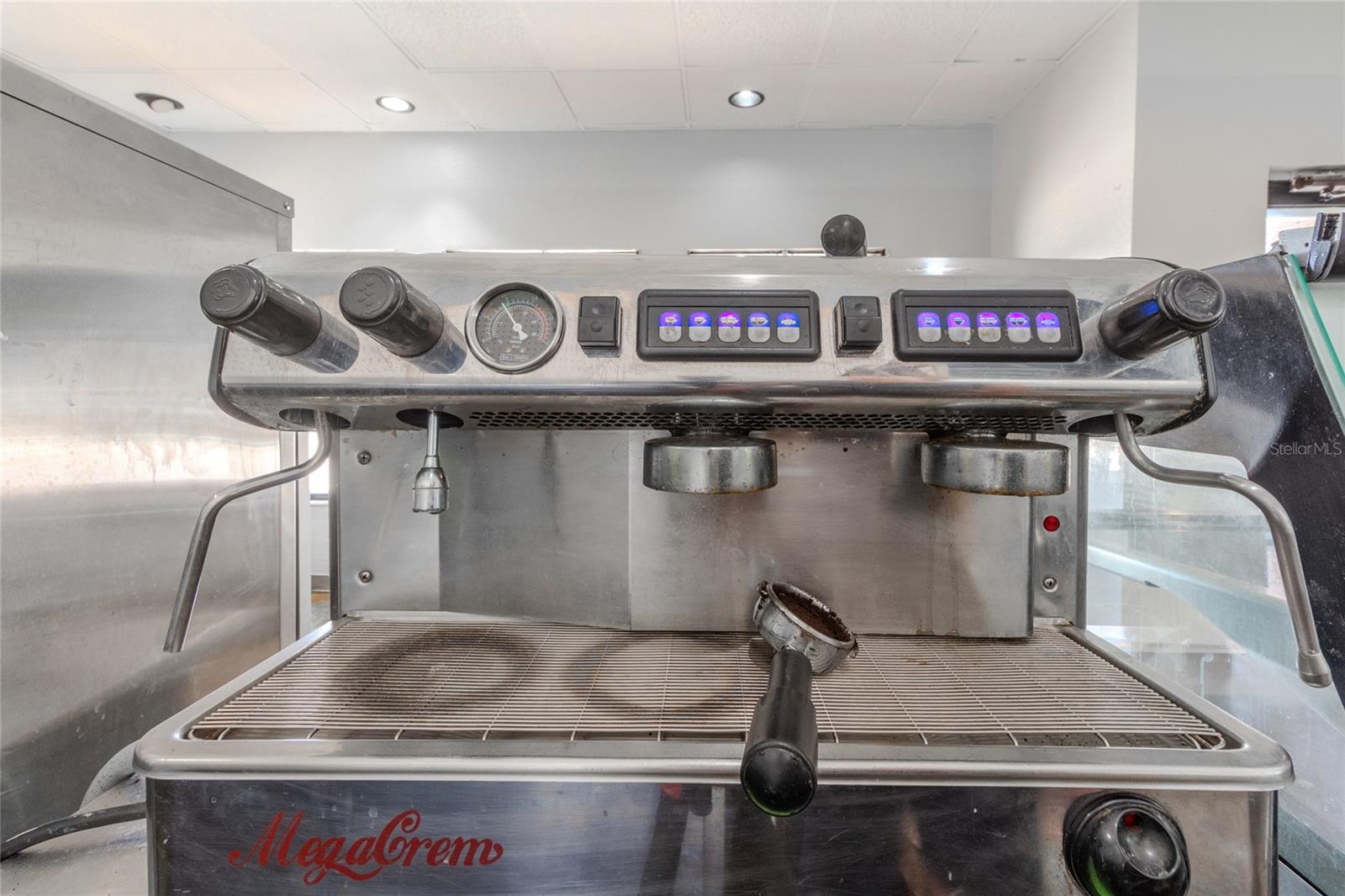 NORTH LAKELAND - Commercial Sale