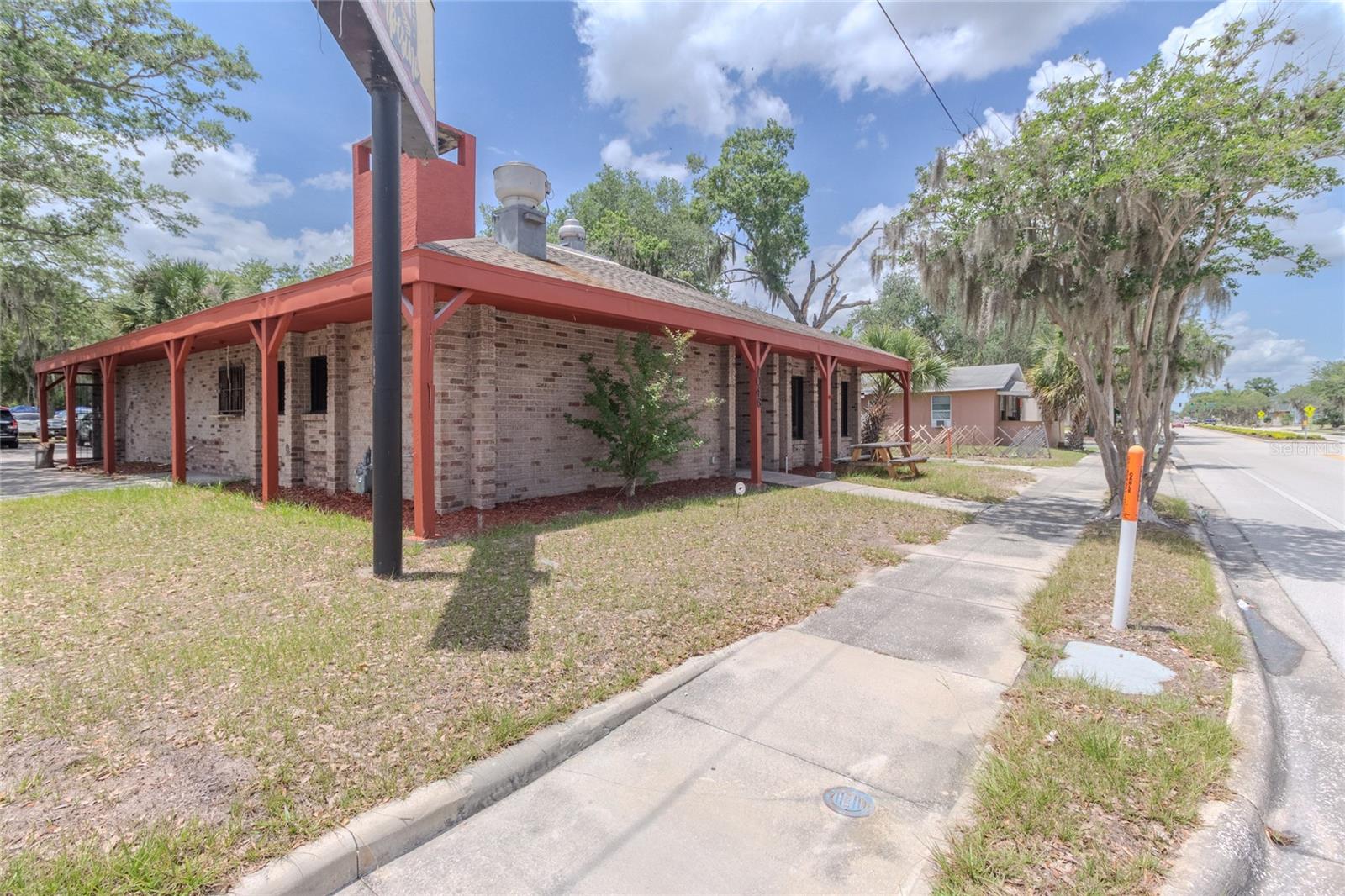 NORTH LAKELAND - Commercial Sale