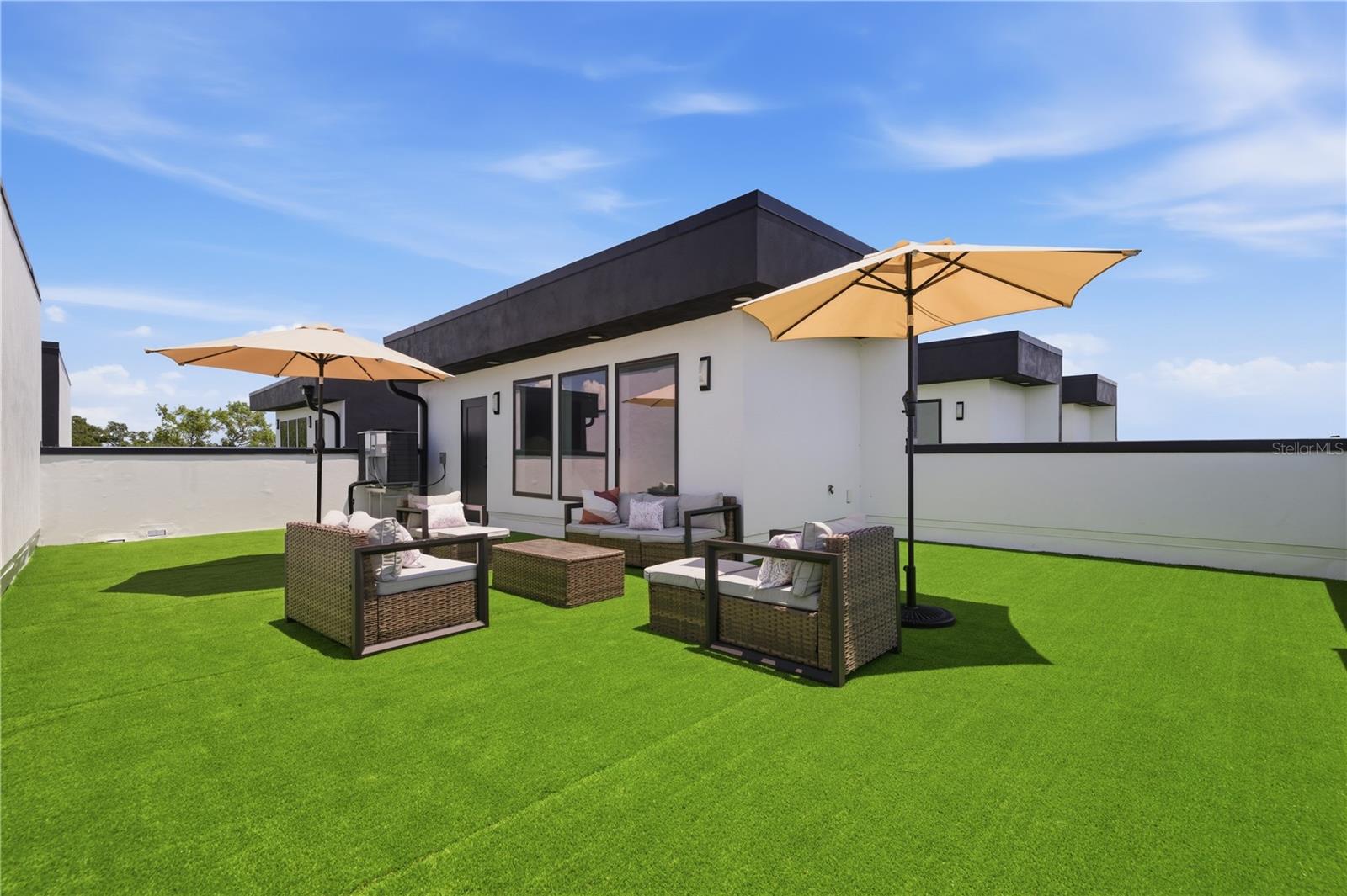 4TH STREET GARDENS - Residential