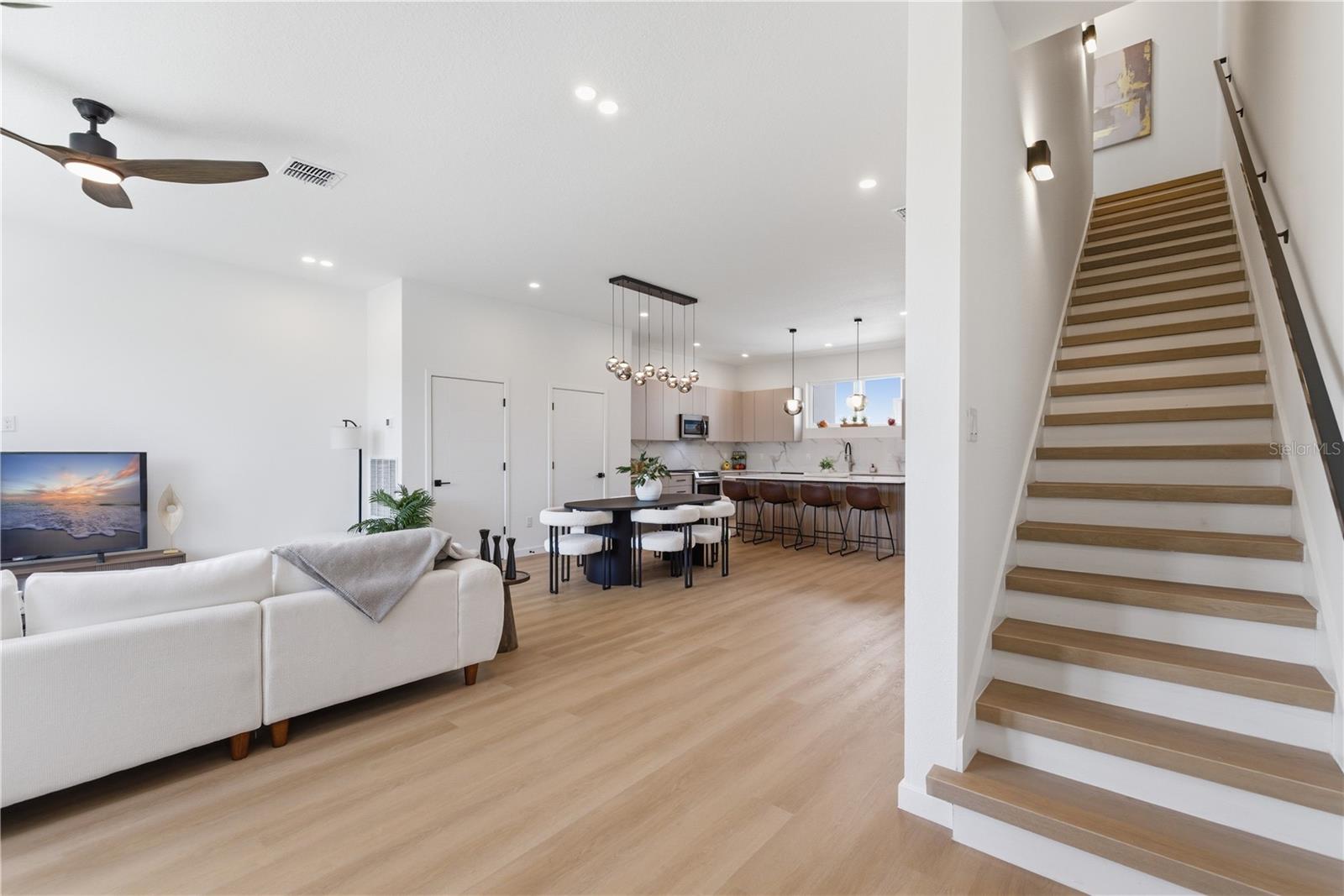 4TH STREET GARDENS - Residential