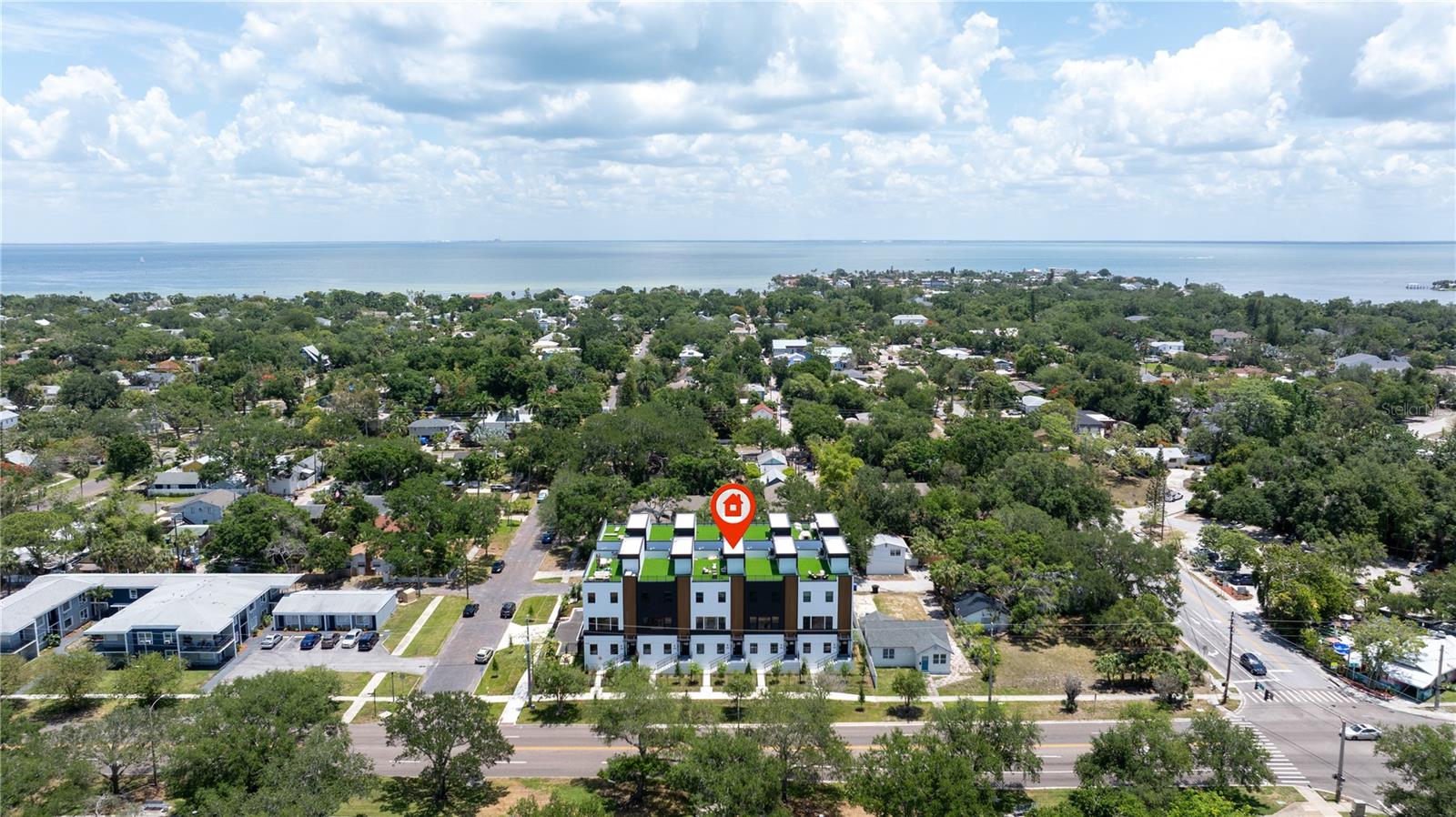 4TH STREET GARDENS - Residential