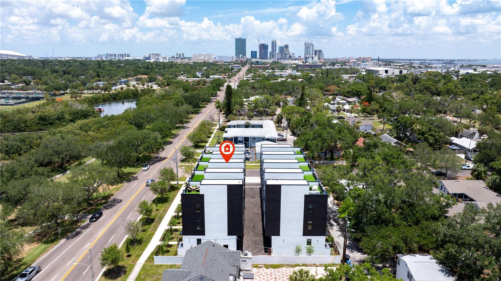 4TH STREET GARDENS - Residential
