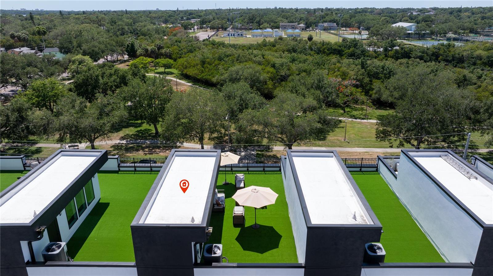 4TH STREET GARDENS - Residential