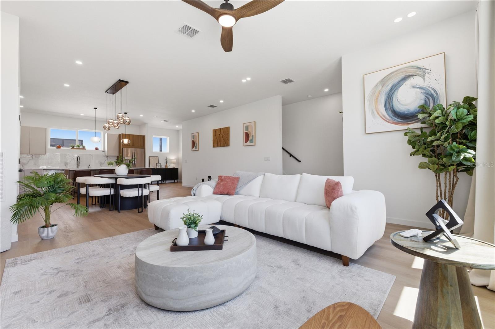 4TH STREET GARDENS - Residential
