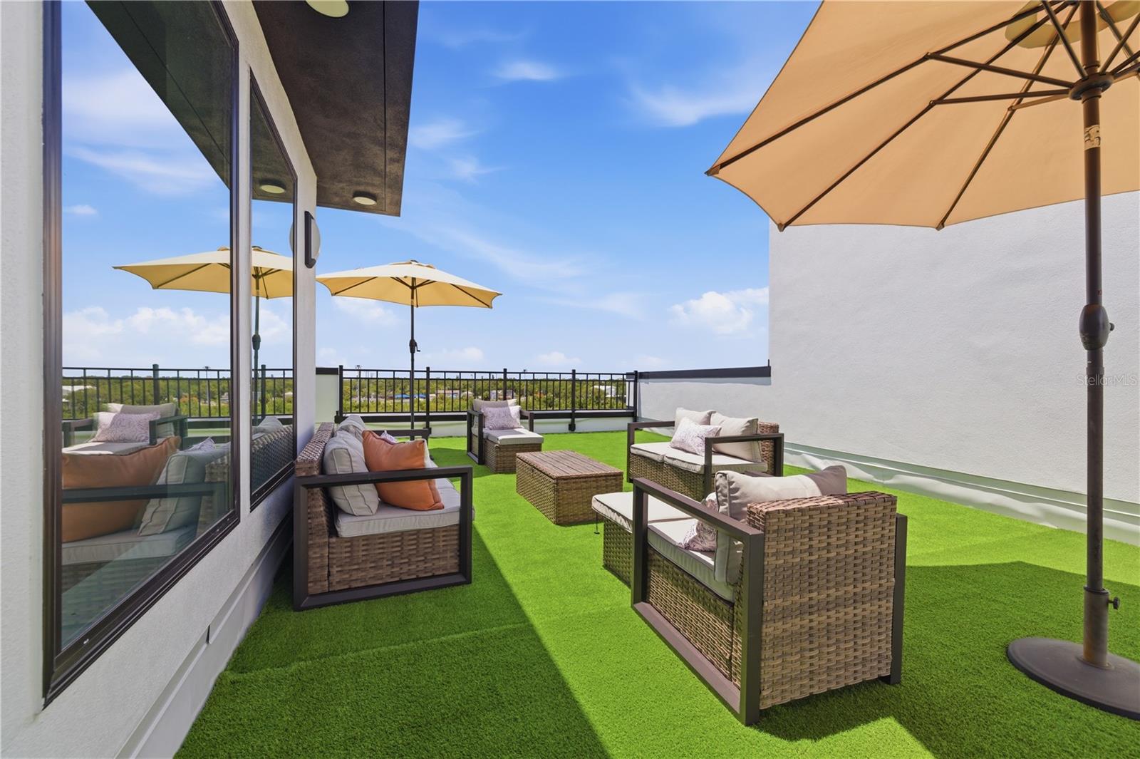 4TH STREET GARDENS - Residential