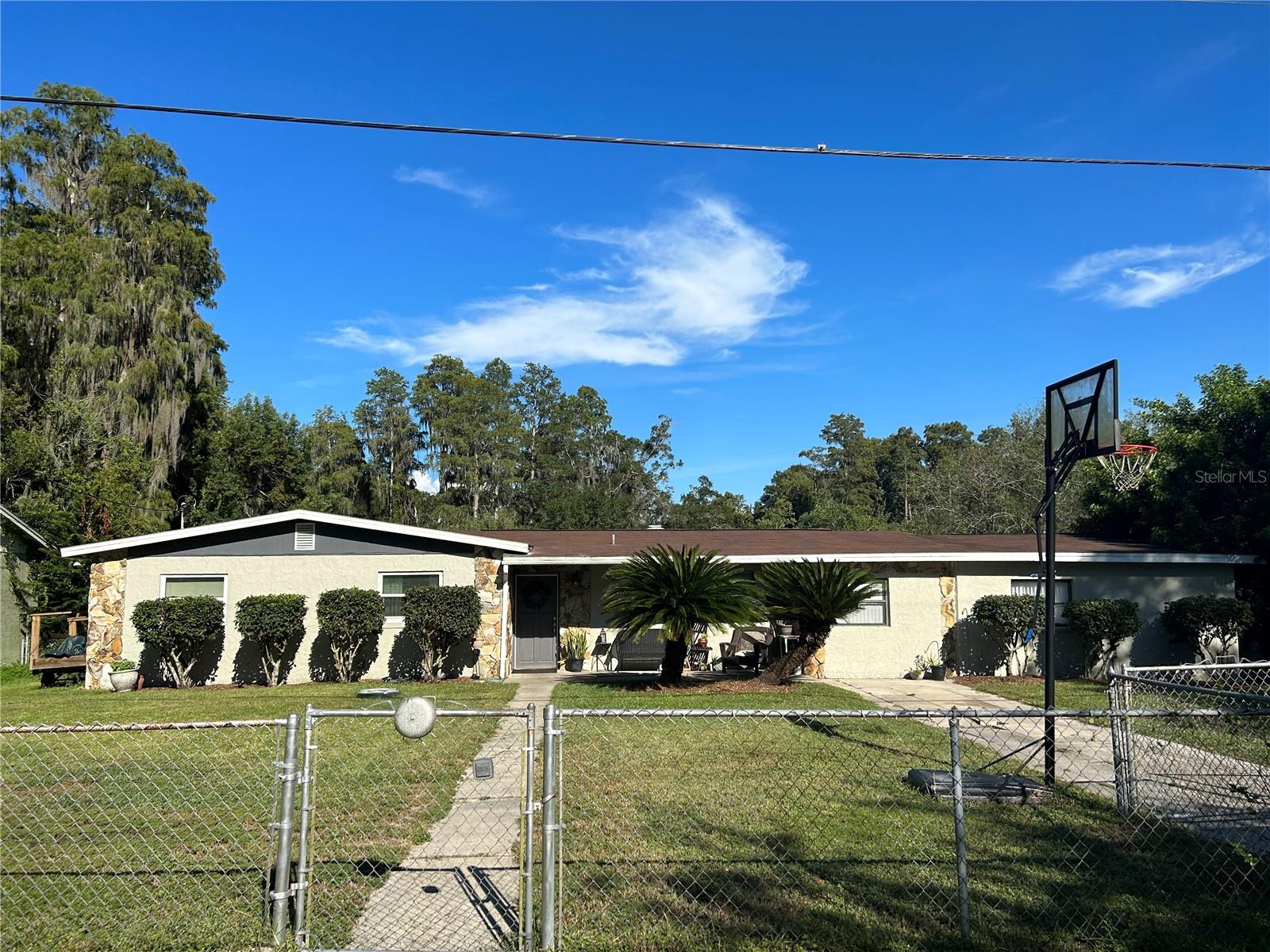 EDEN ACRES - Residential