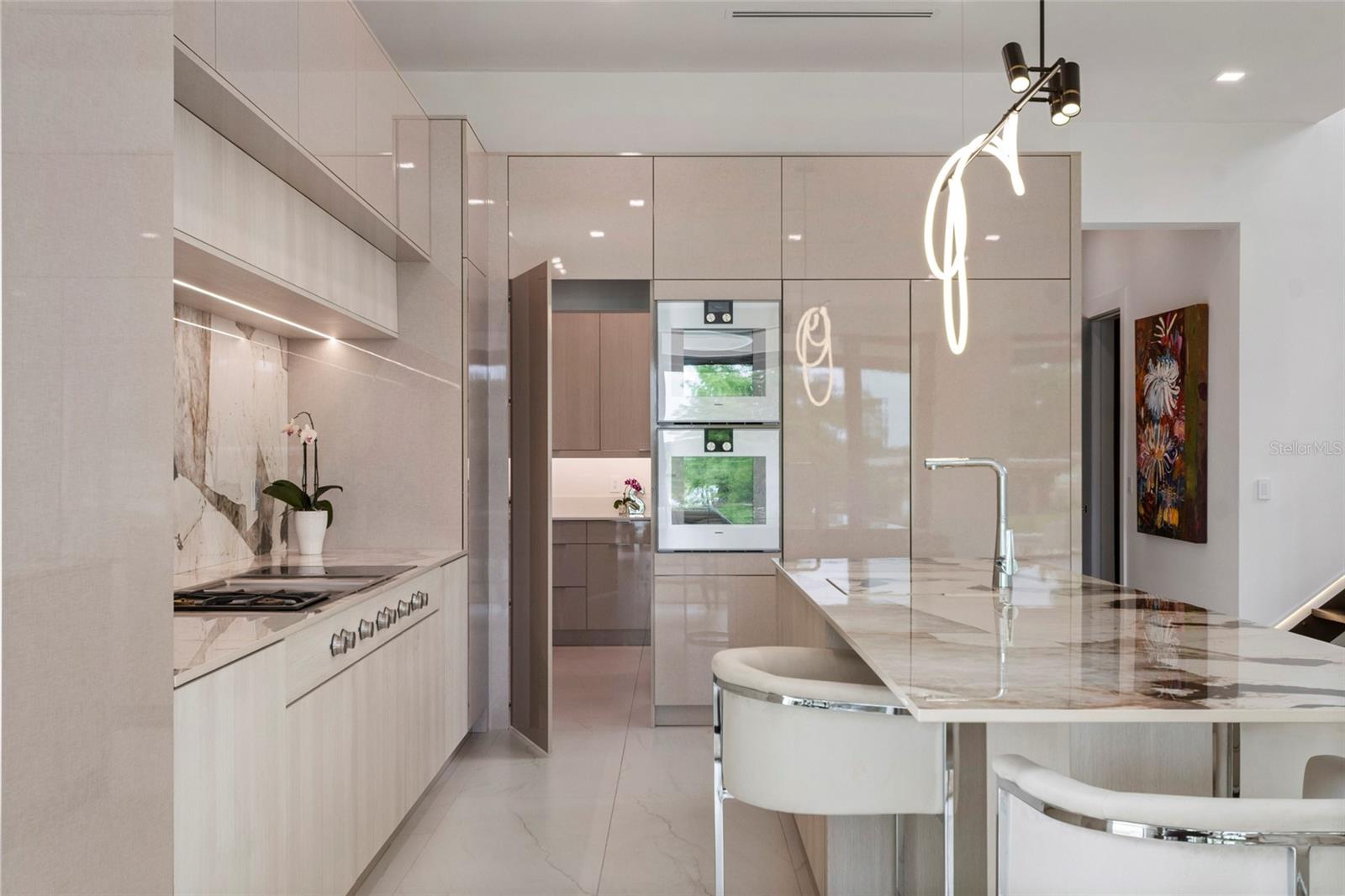 DOWN ACRES ESTATES - Residential