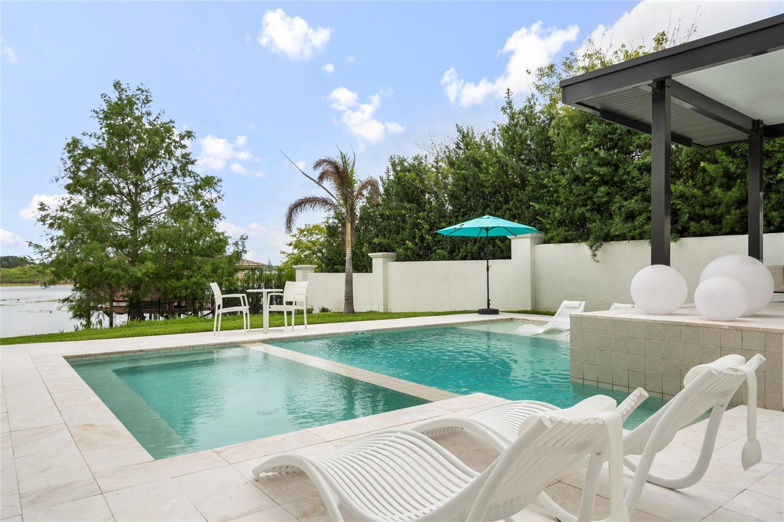 DOWN ACRES ESTATES - Residential