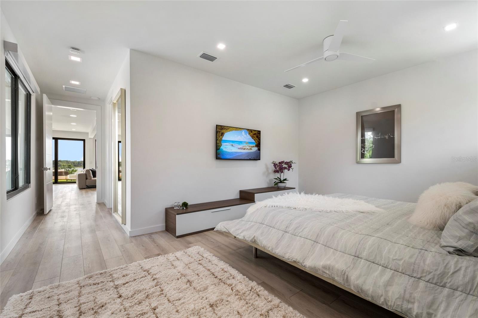DOWN ACRES ESTATES - Residential