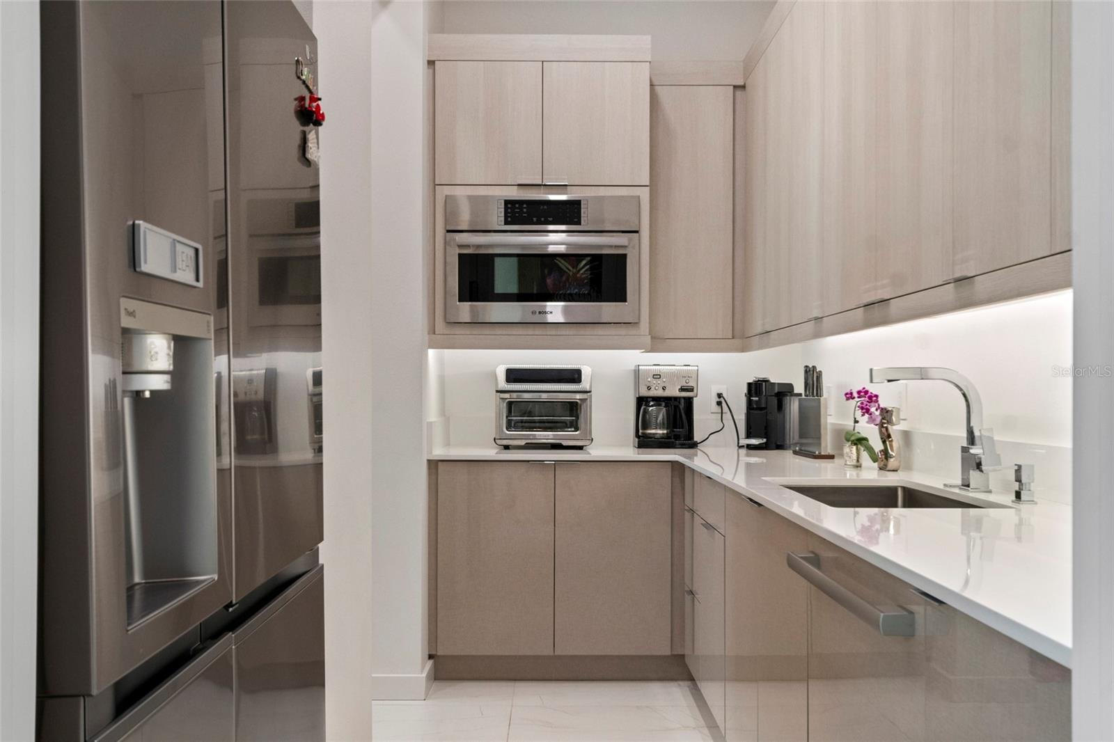 DOWN ACRES ESTATES - Residential