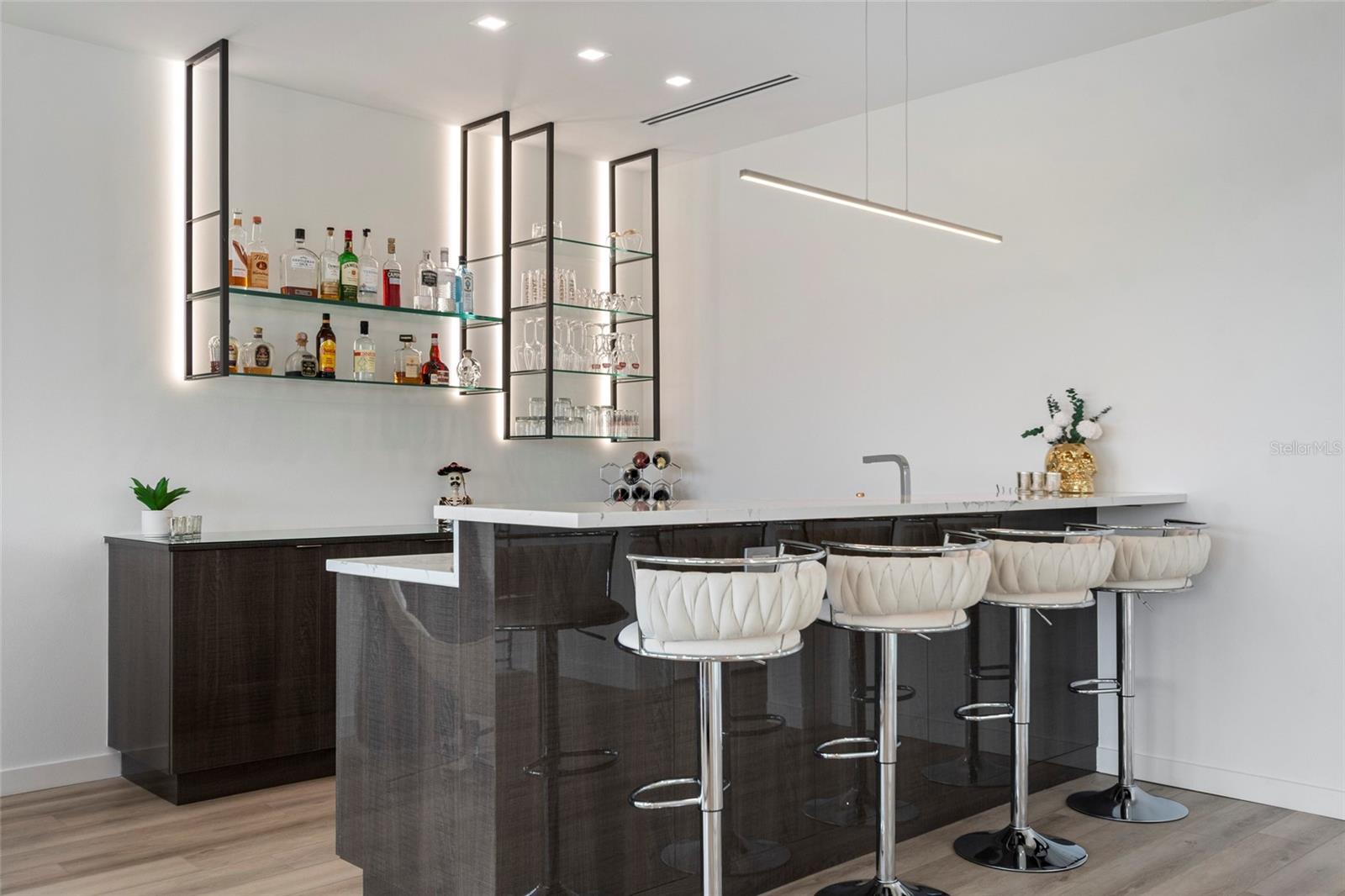 DOWN ACRES ESTATES - Residential