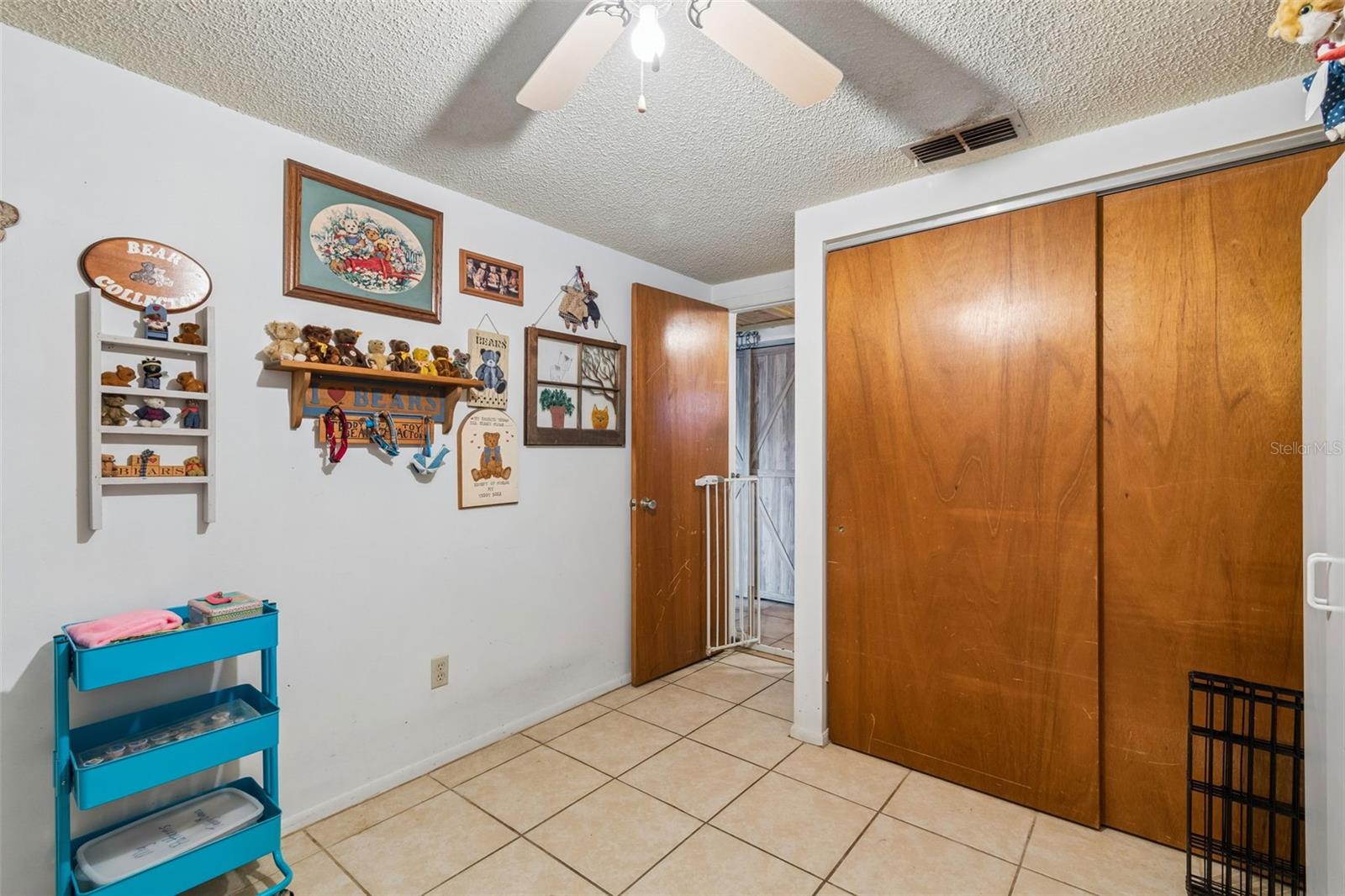 ROYAL OAKS RETREATS - Residential