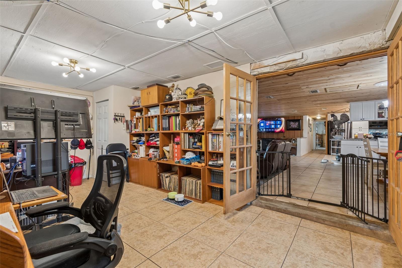 ROYAL OAKS RETREATS - Residential