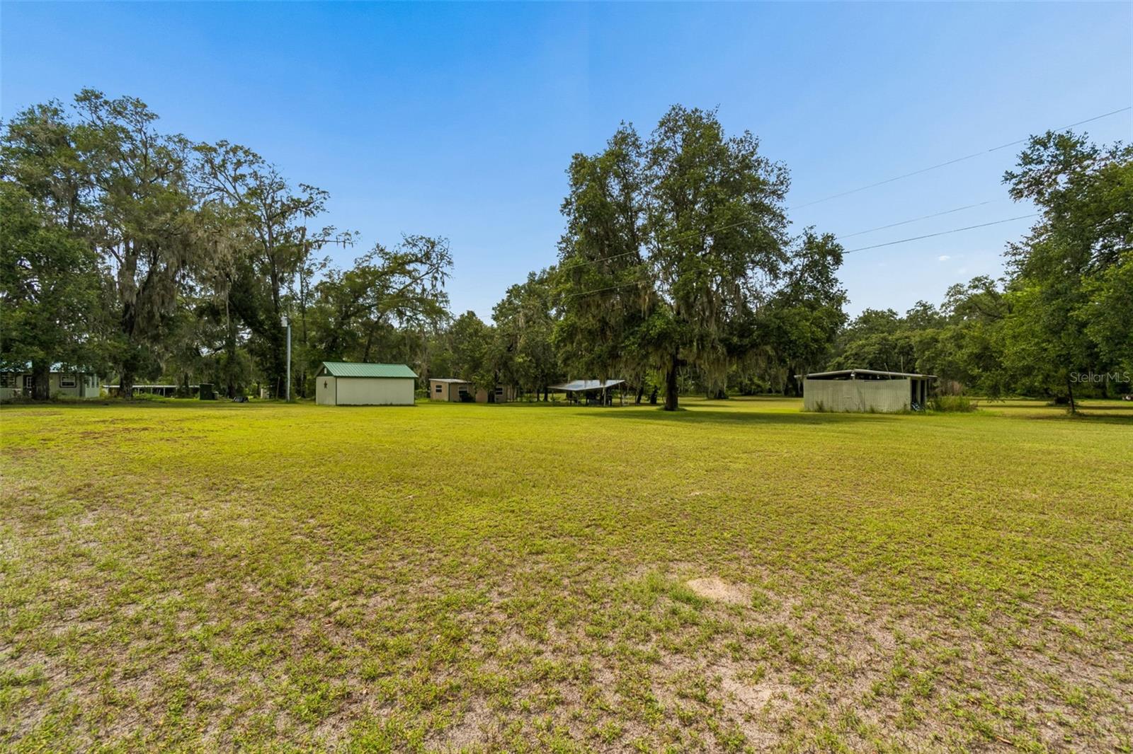 ROYAL OAKS RETREATS - Residential