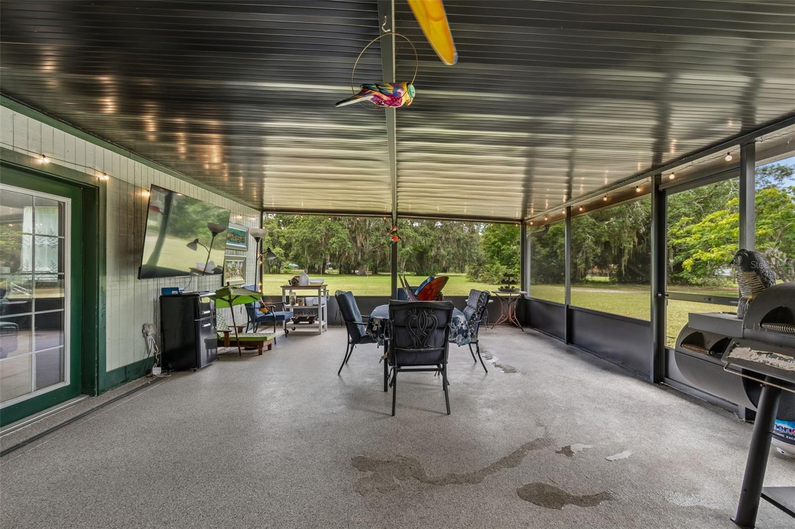 ROYAL OAKS RETREATS - Residential