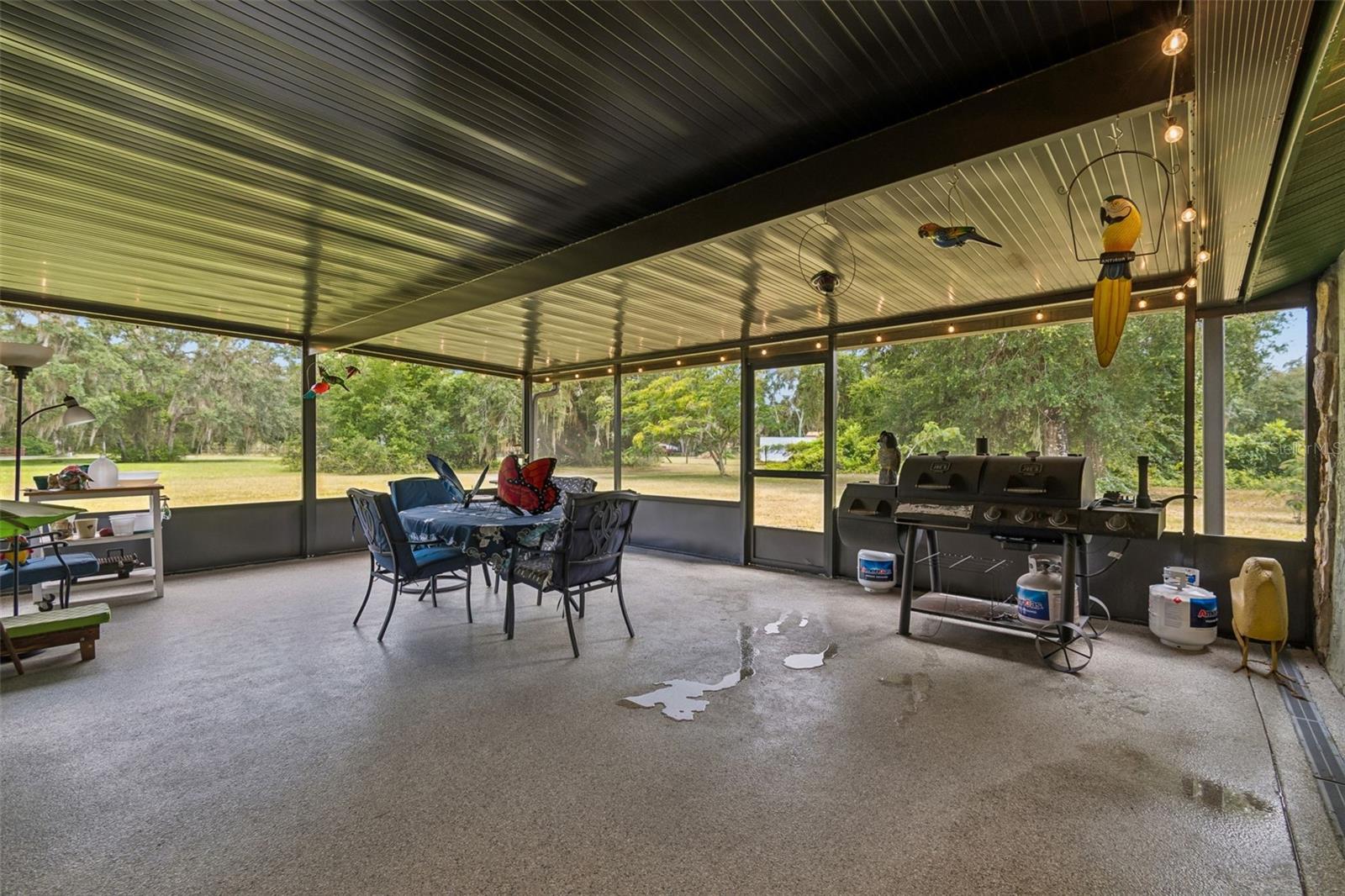 ROYAL OAKS RETREATS - Residential