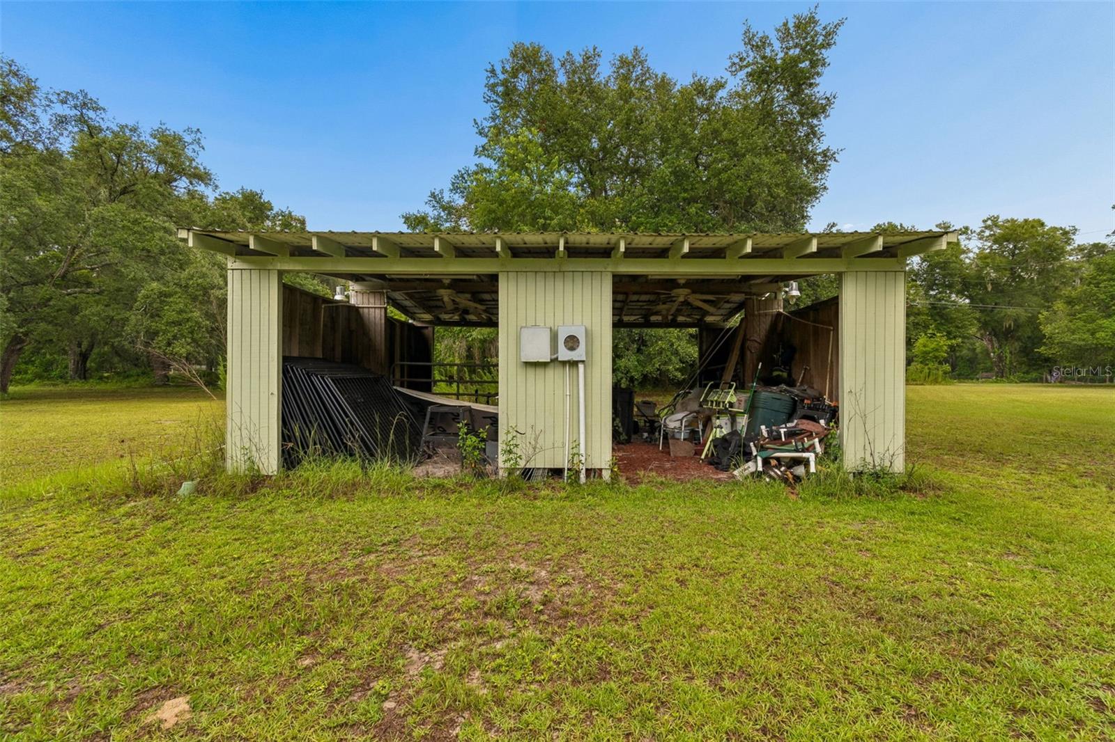 ROYAL OAKS RETREATS - Residential