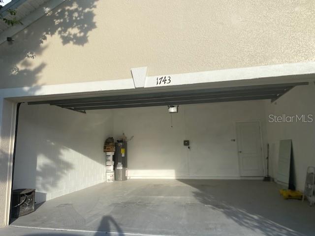 ISLEBROOK PH 01 - Residential Lease