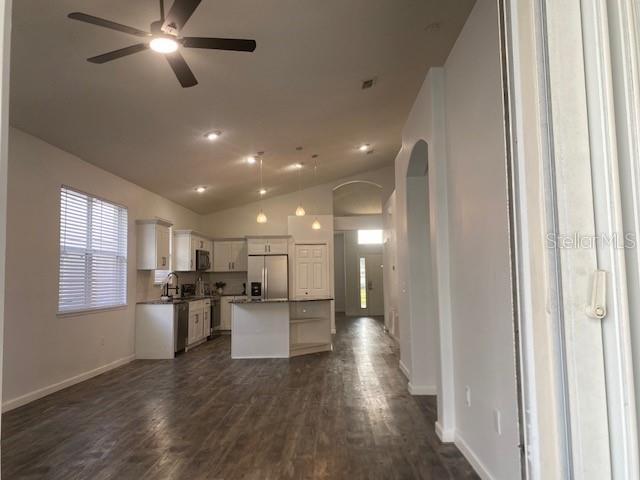 ISLEBROOK PH 01 - Residential Lease