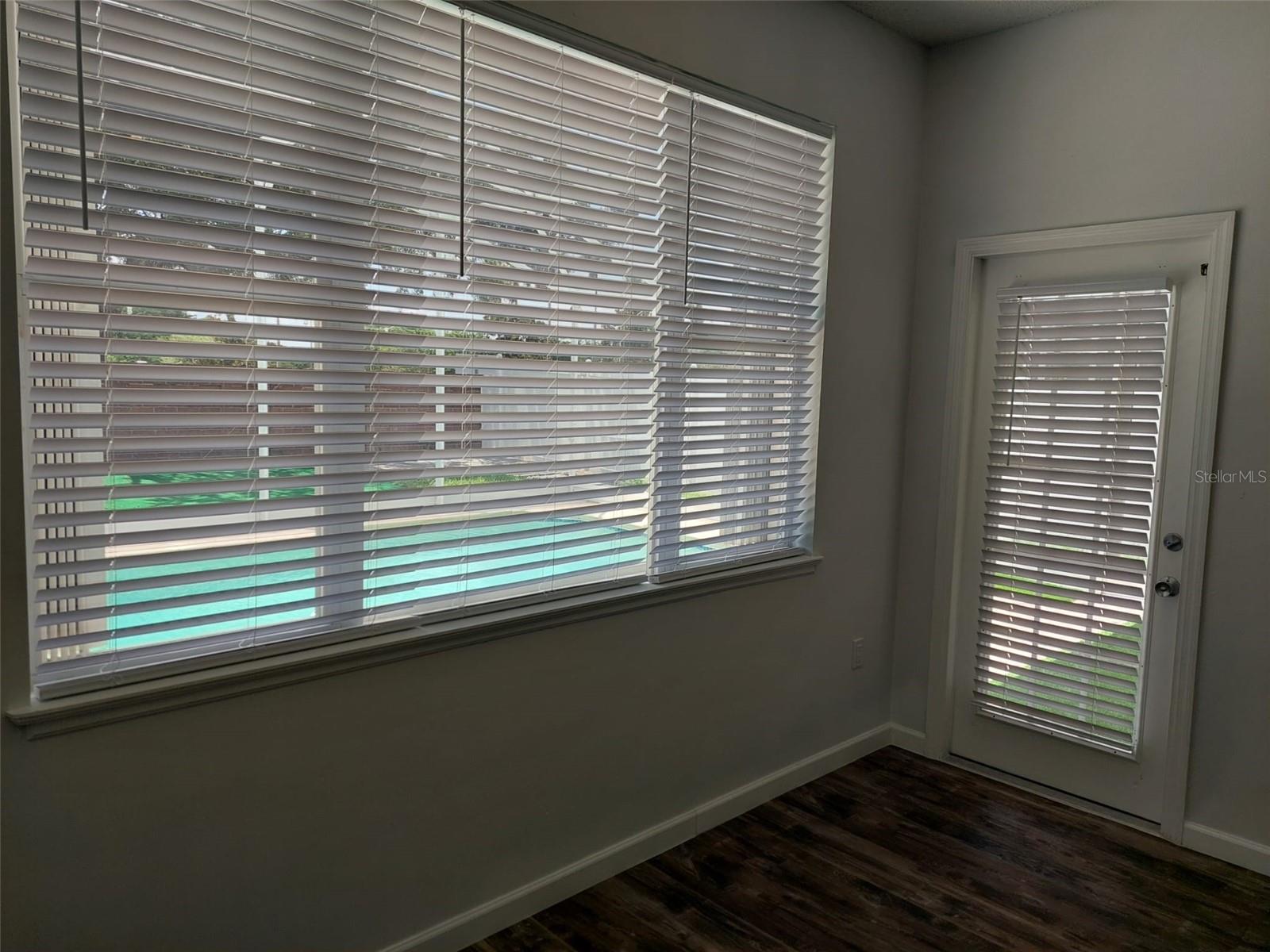ISLEBROOK PH 01 - Residential Lease