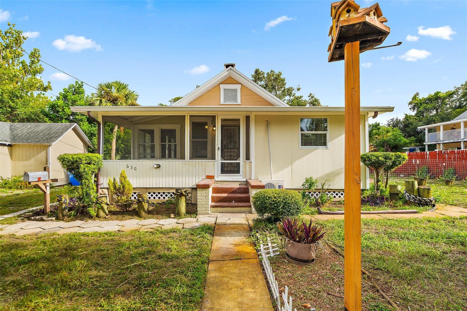 HARGRAVES SUB - Residential Lease