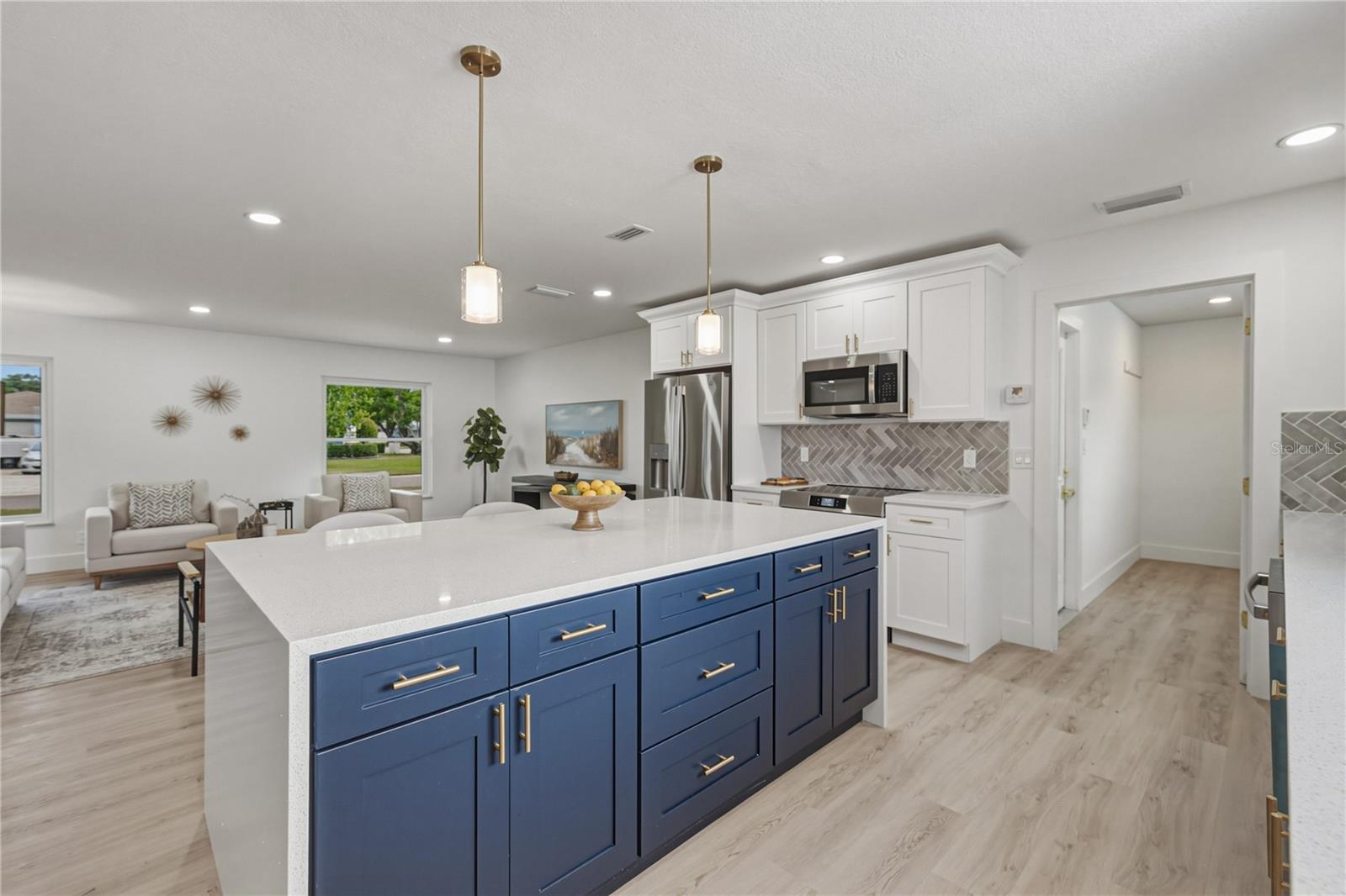 COUNTRY CLUB HEIGHTS FIRST ADD - Residential