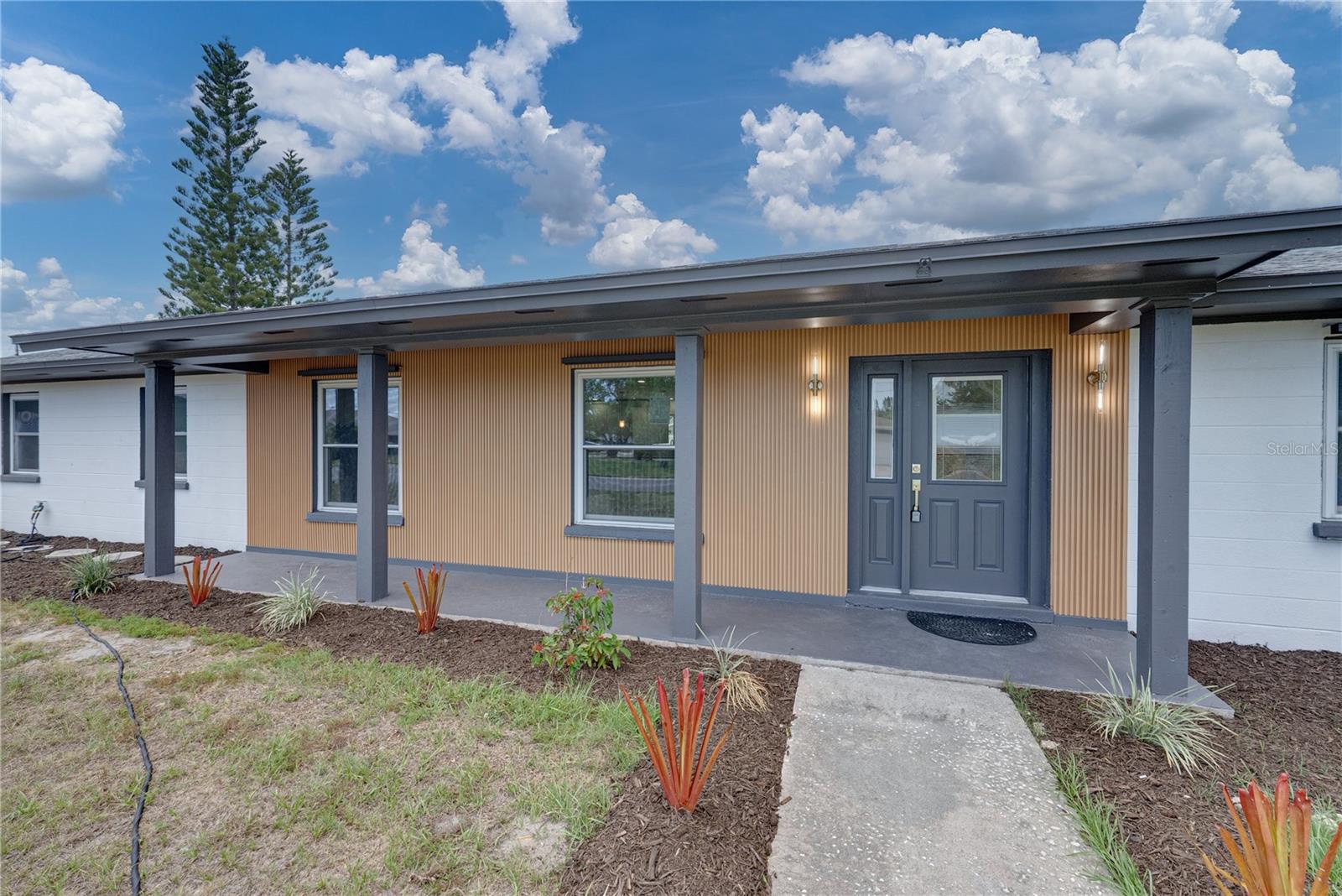 COUNTRY CLUB HEIGHTS FIRST ADD - Residential
