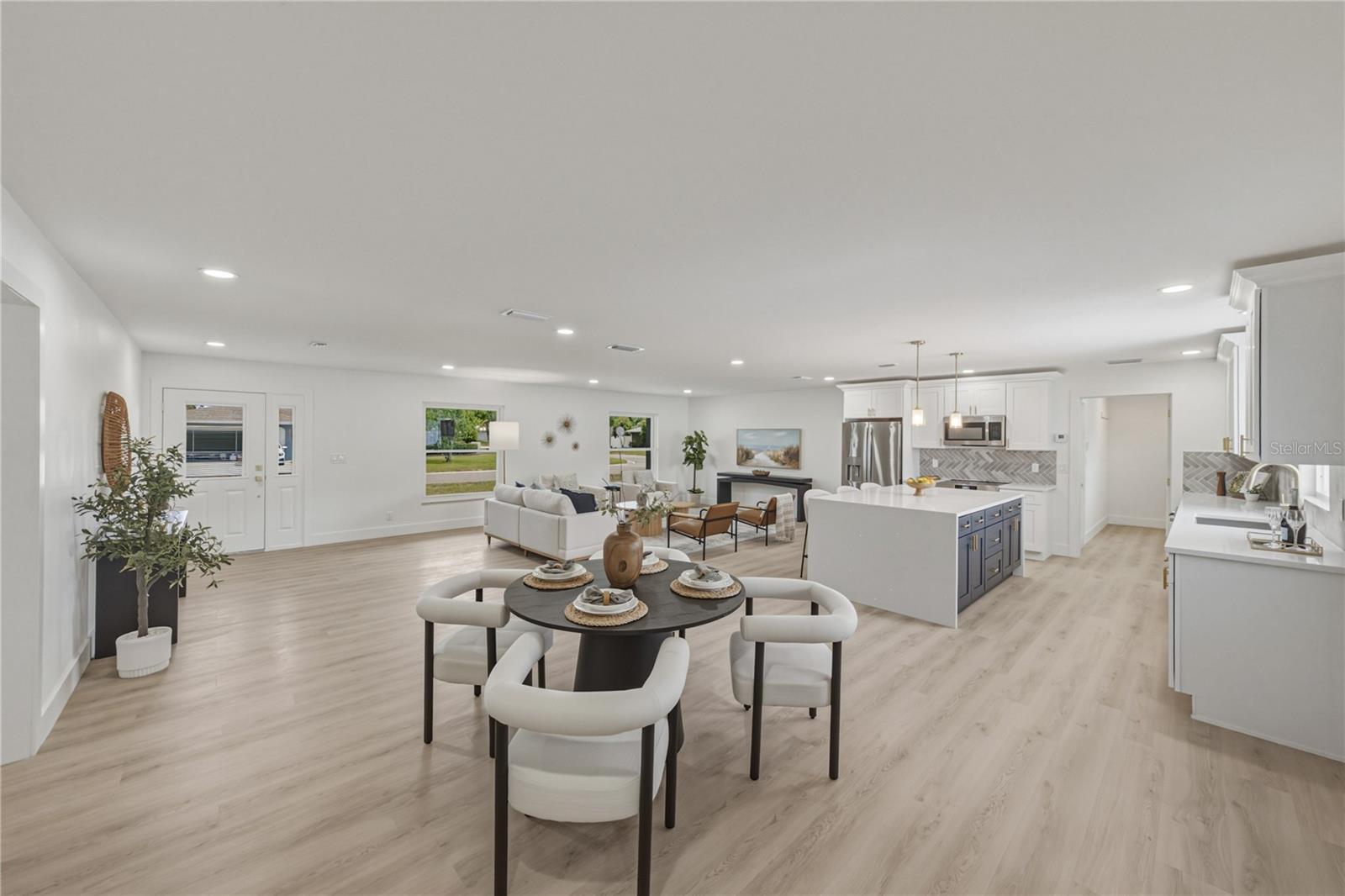 COUNTRY CLUB HEIGHTS FIRST ADD - Residential