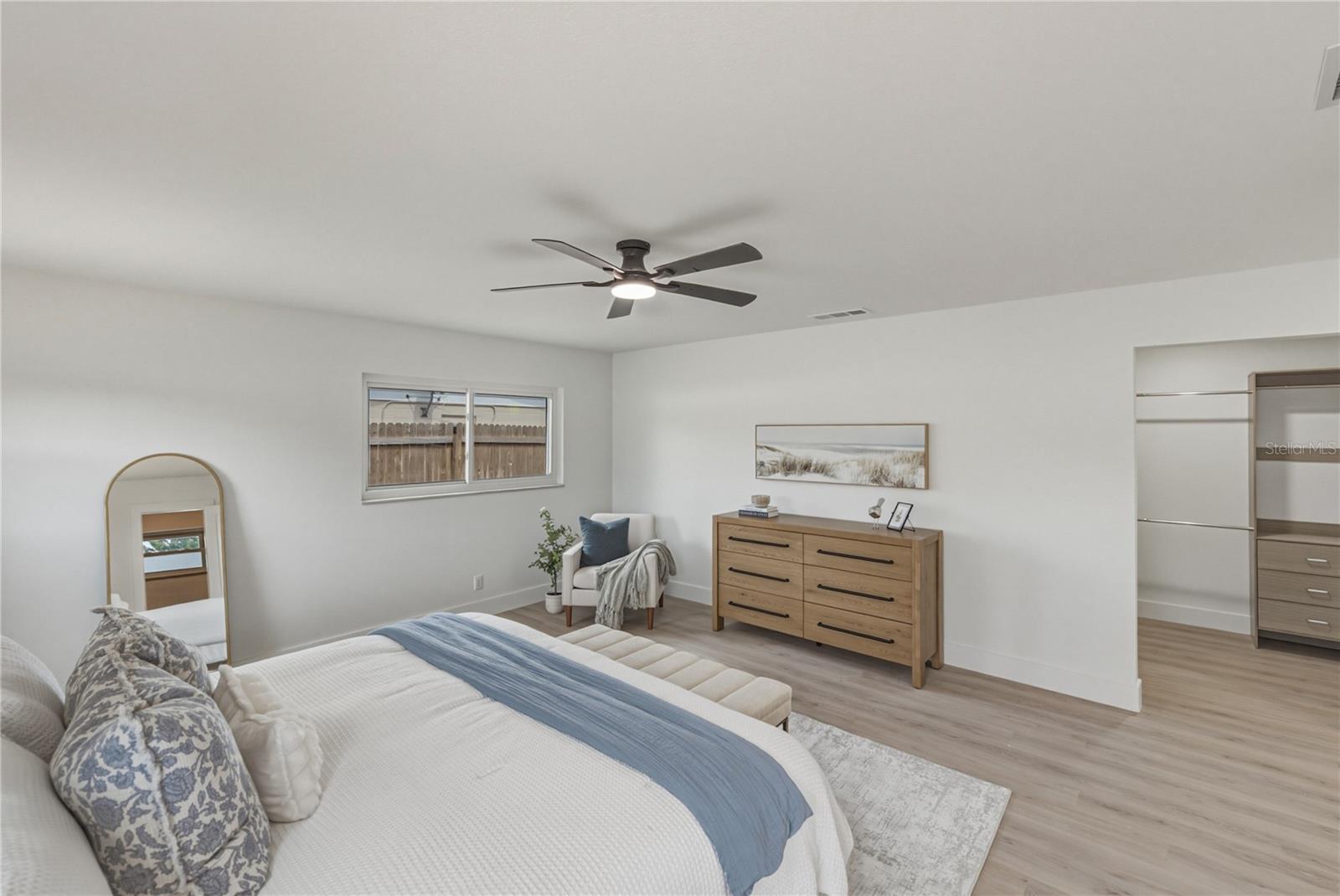 COUNTRY CLUB HEIGHTS FIRST ADD - Residential