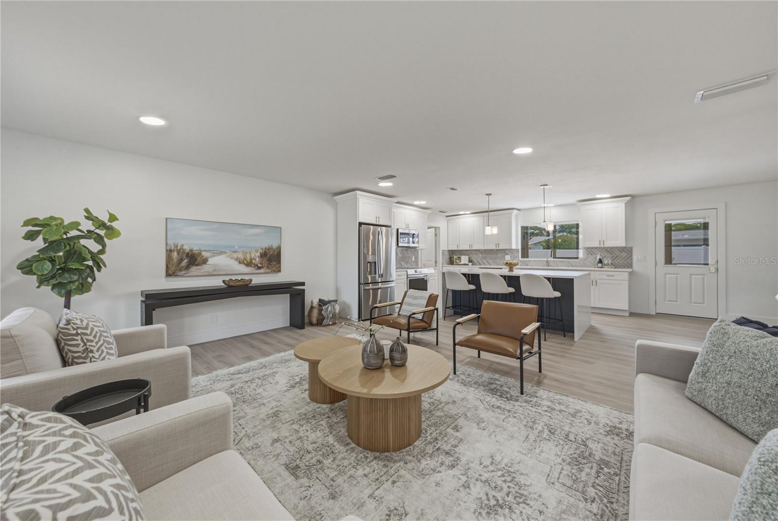 COUNTRY CLUB HEIGHTS FIRST ADD - Residential