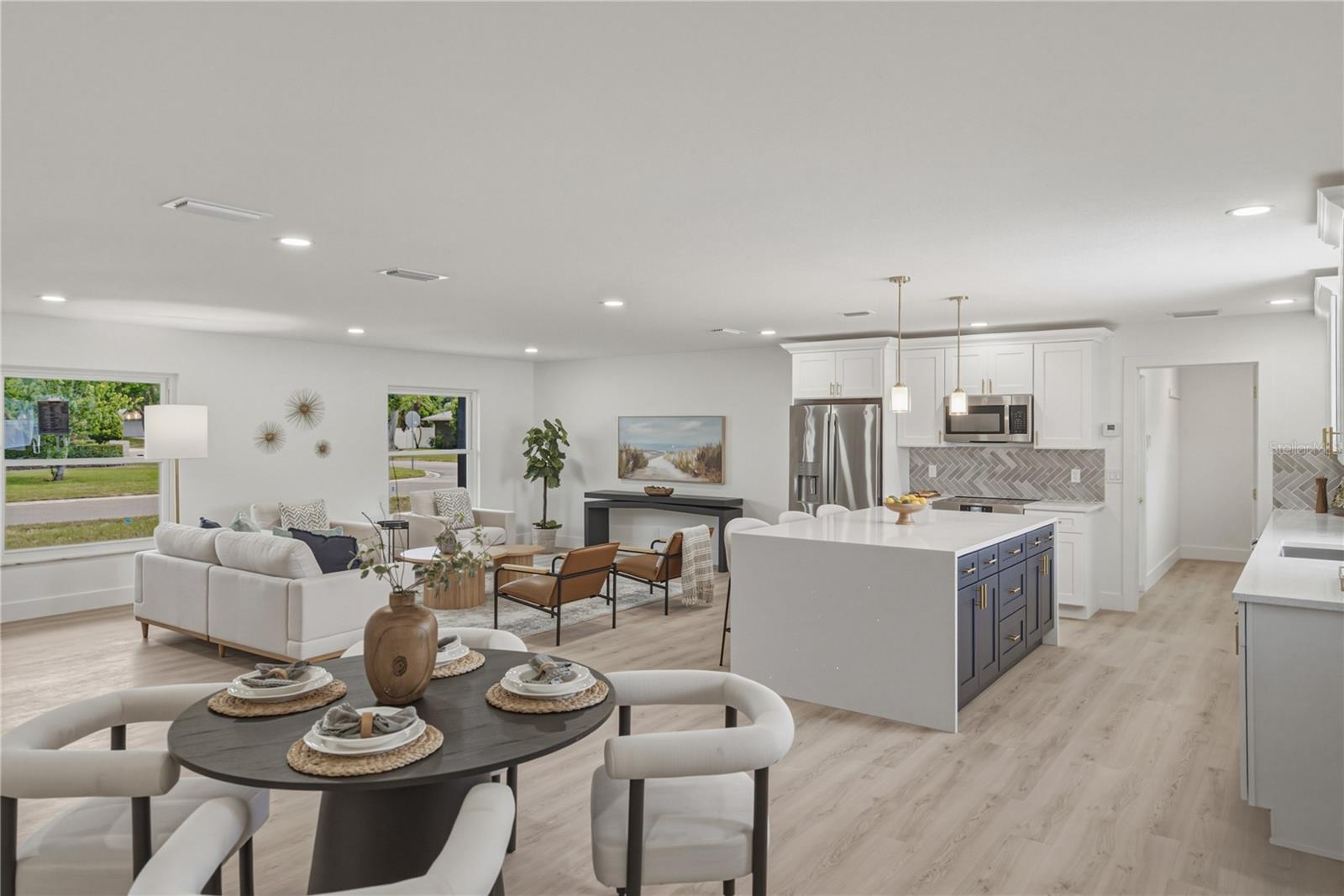 COUNTRY CLUB HEIGHTS FIRST ADD - Residential