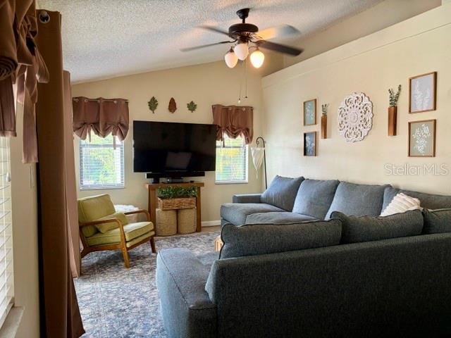 HARBOR HILL PARK - Residential
