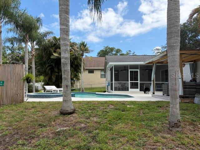 HARBOR HILL PARK - Residential