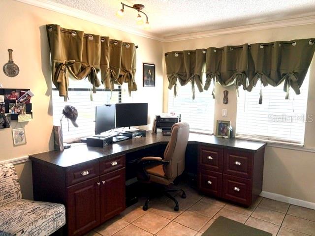 HARBOR HILL PARK - Residential