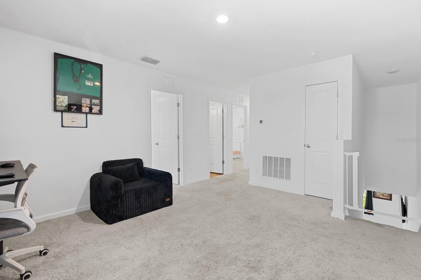 CLINTON CORNER - Residential