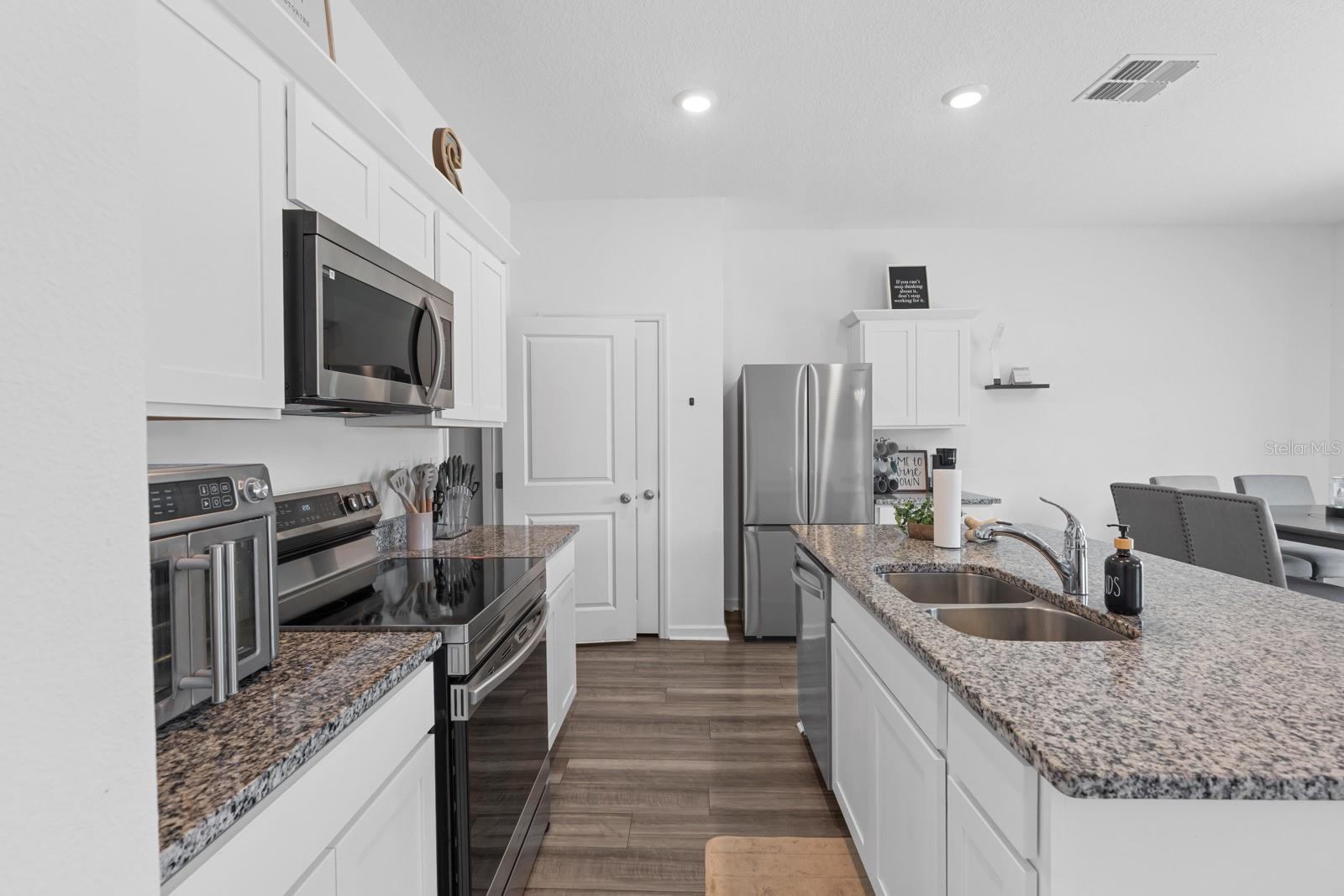 CLINTON CORNER - Residential