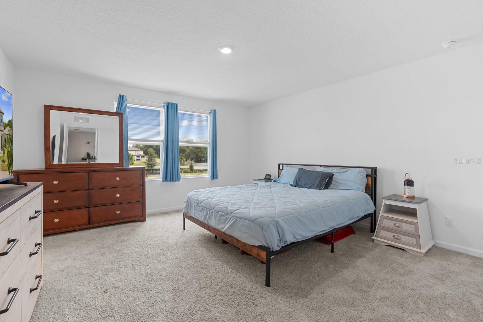 CLINTON CORNER - Residential