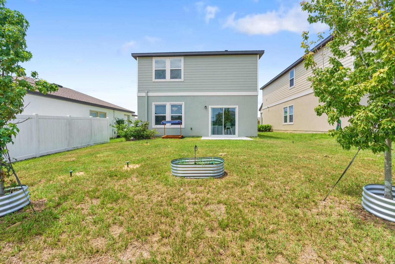 CLINTON CORNER - Residential