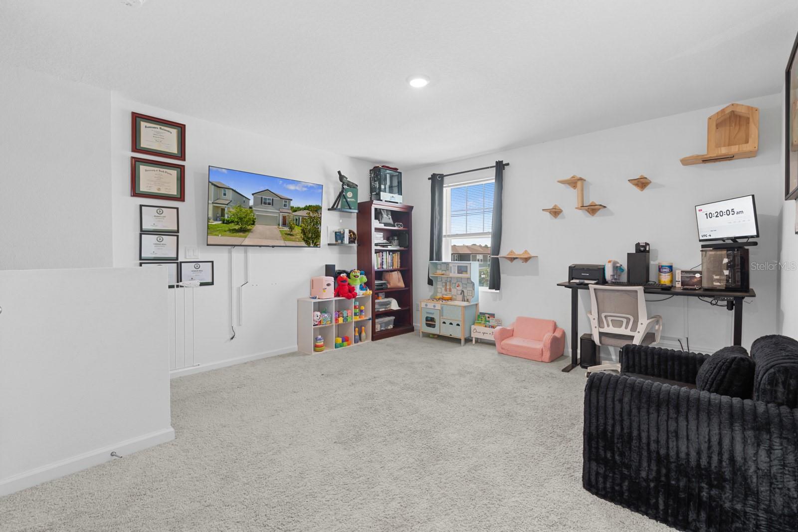 CLINTON CORNER - Residential