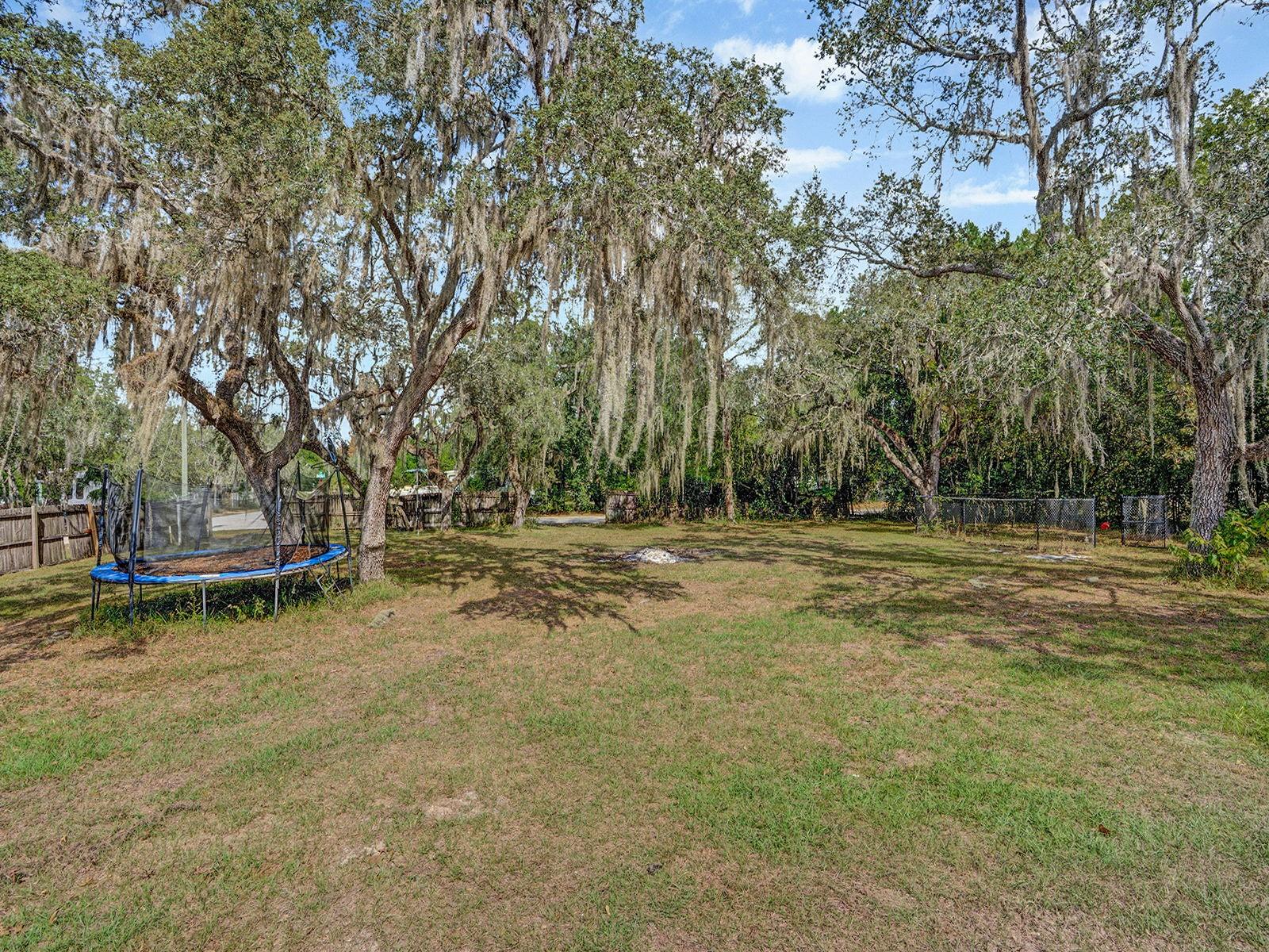 MOON LAKE ESTATES - Residential