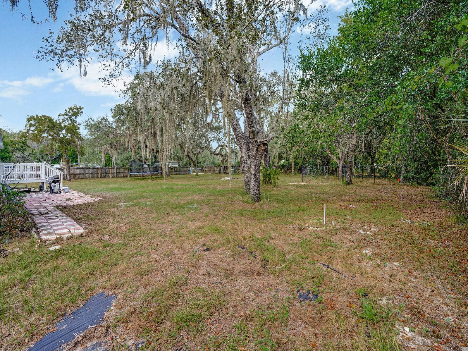 MOON LAKE ESTATES - Residential