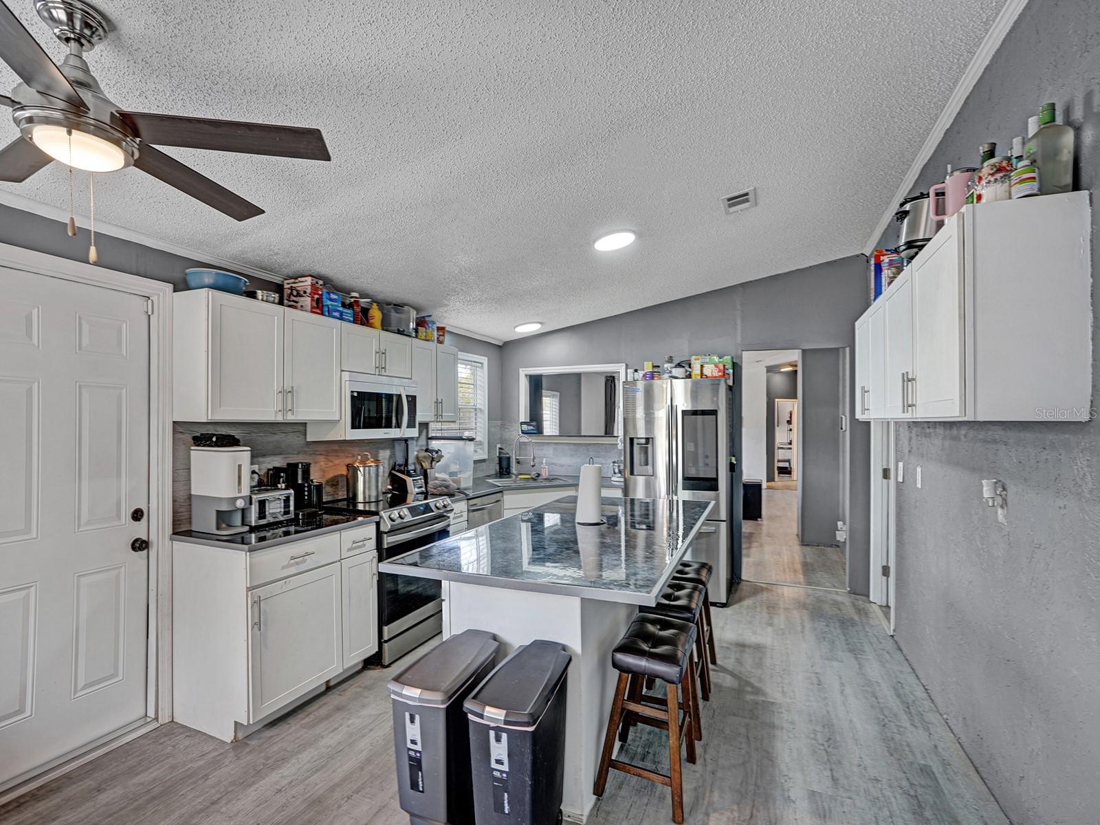 MOON LAKE ESTATES - Residential
