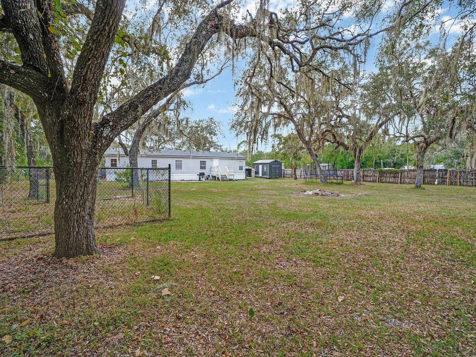 MOON LAKE ESTATES - Residential