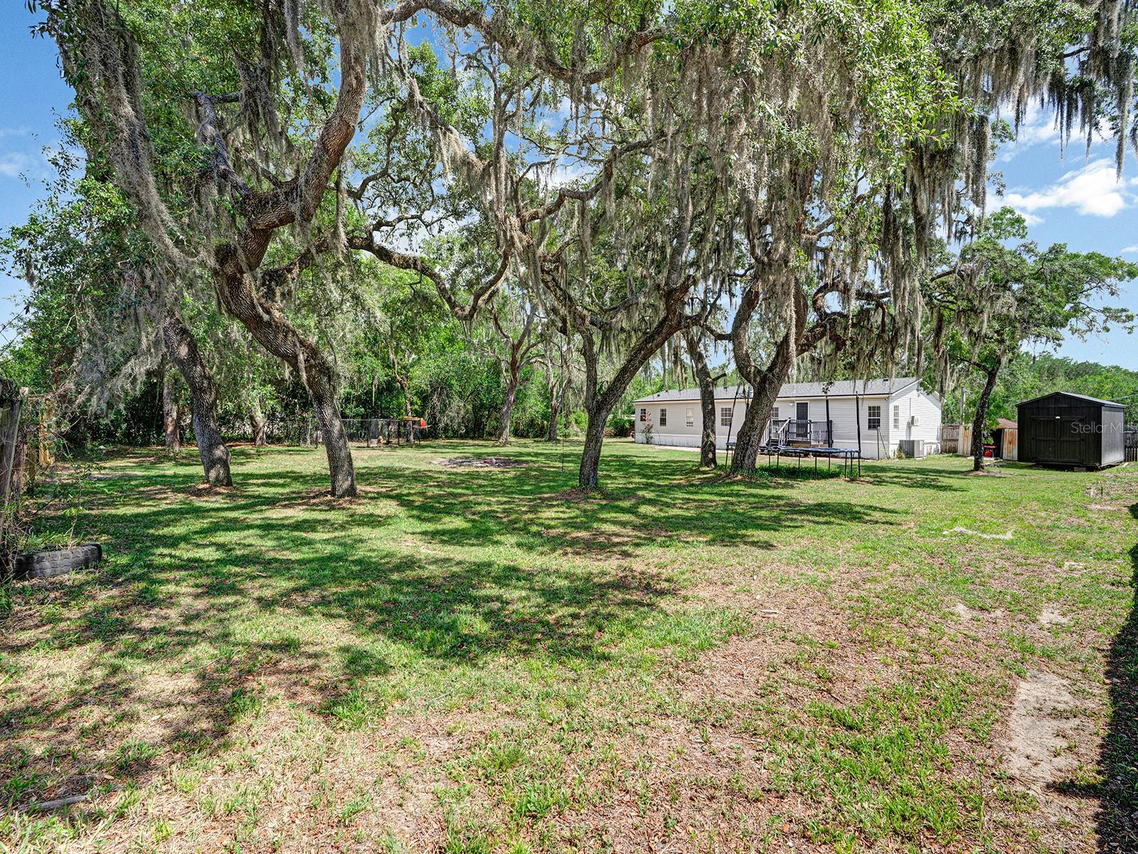 MOON LAKE ESTATES - Residential