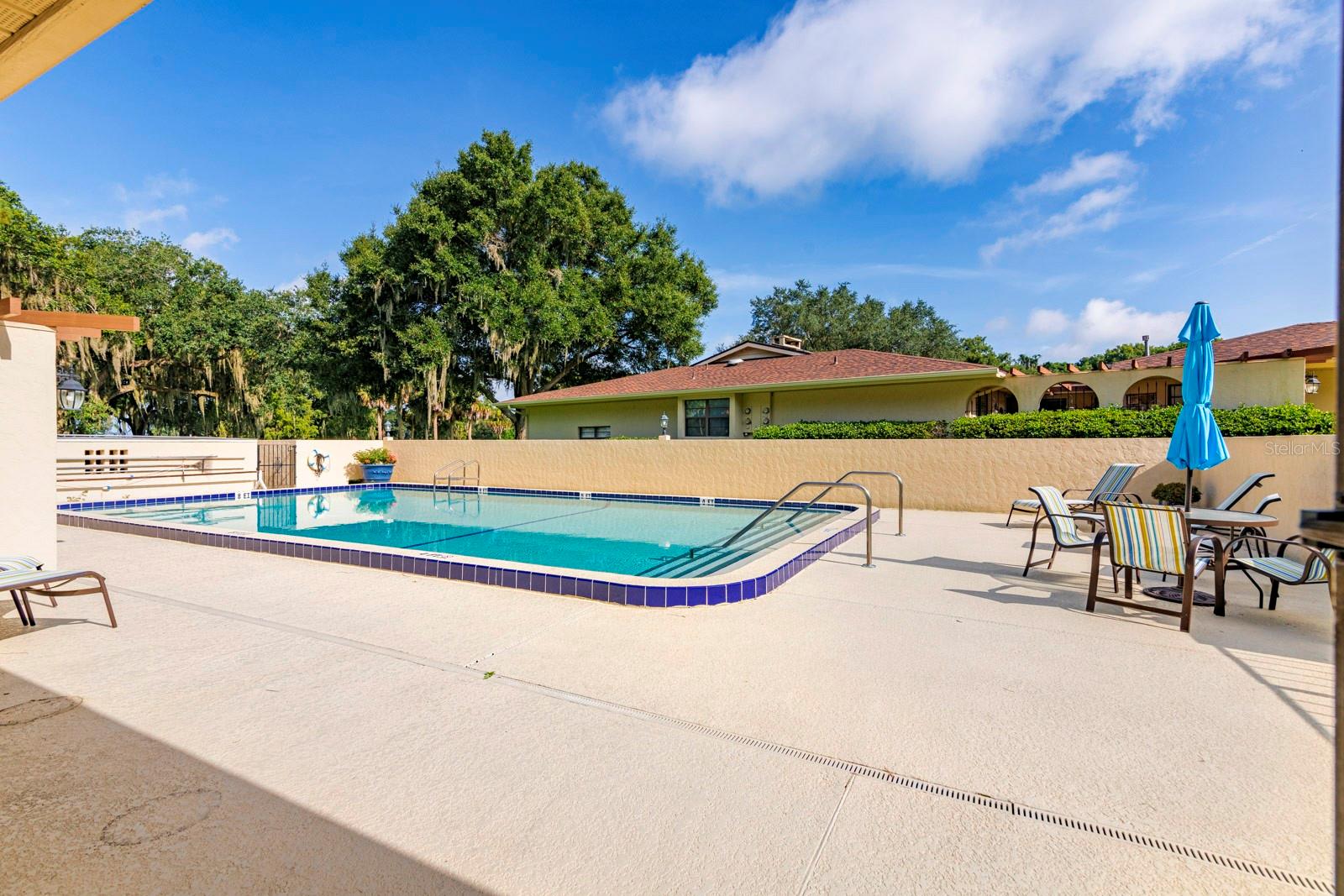 LAKE DORA VILLAS - Residential Lease
