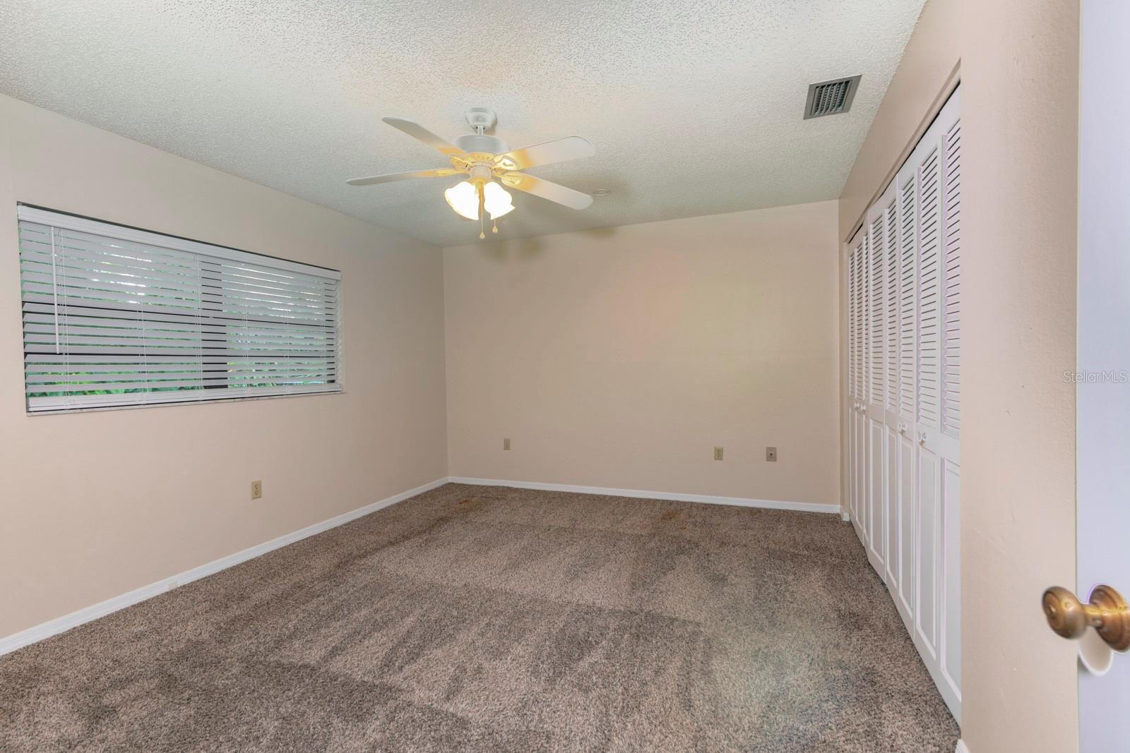 LAKE DORA VILLAS - Residential Lease