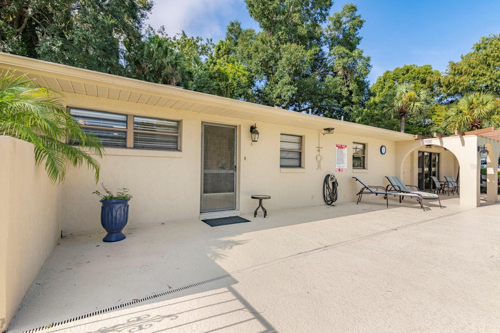 LAKE DORA VILLAS - Residential Lease